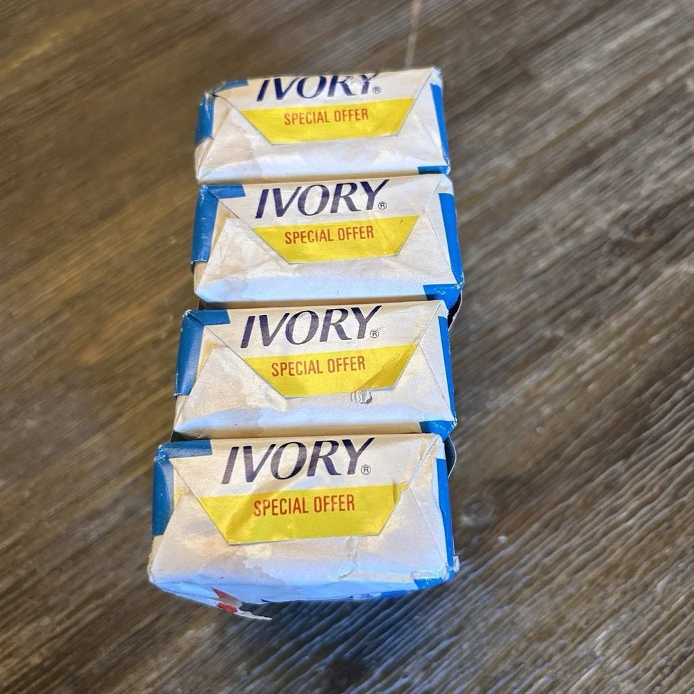 Ivory Soap 3.5 oz Soap Vintage Procter & Gamble --Lot of 4 NOS 12 Cents‎ Off